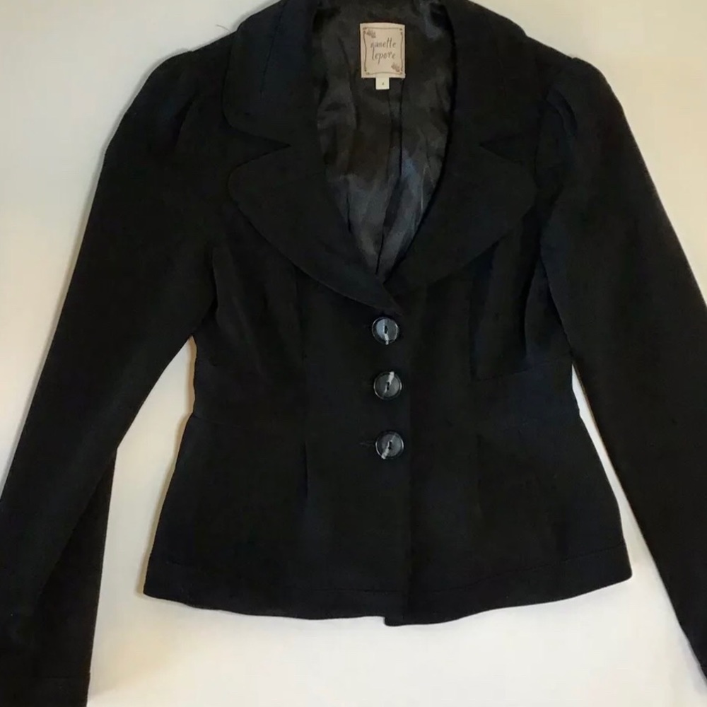 Nanette Lepore Blazer Three Button Closure - Picture 6 of 6